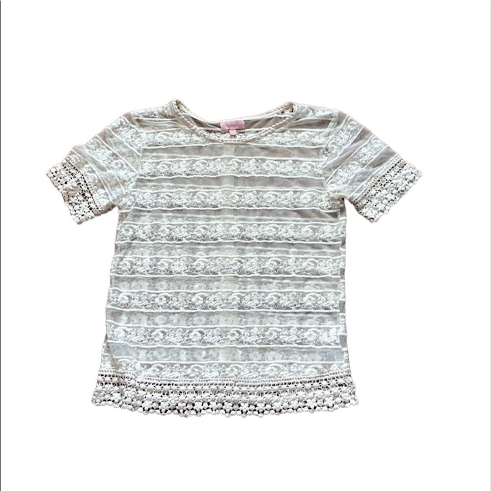 Three Hearts women’s sheer cream colored lace top Size Small